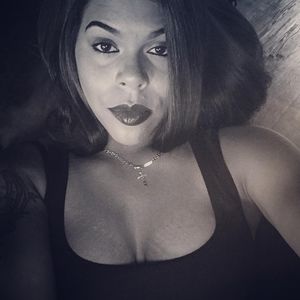 Meet your Posher, Dominque